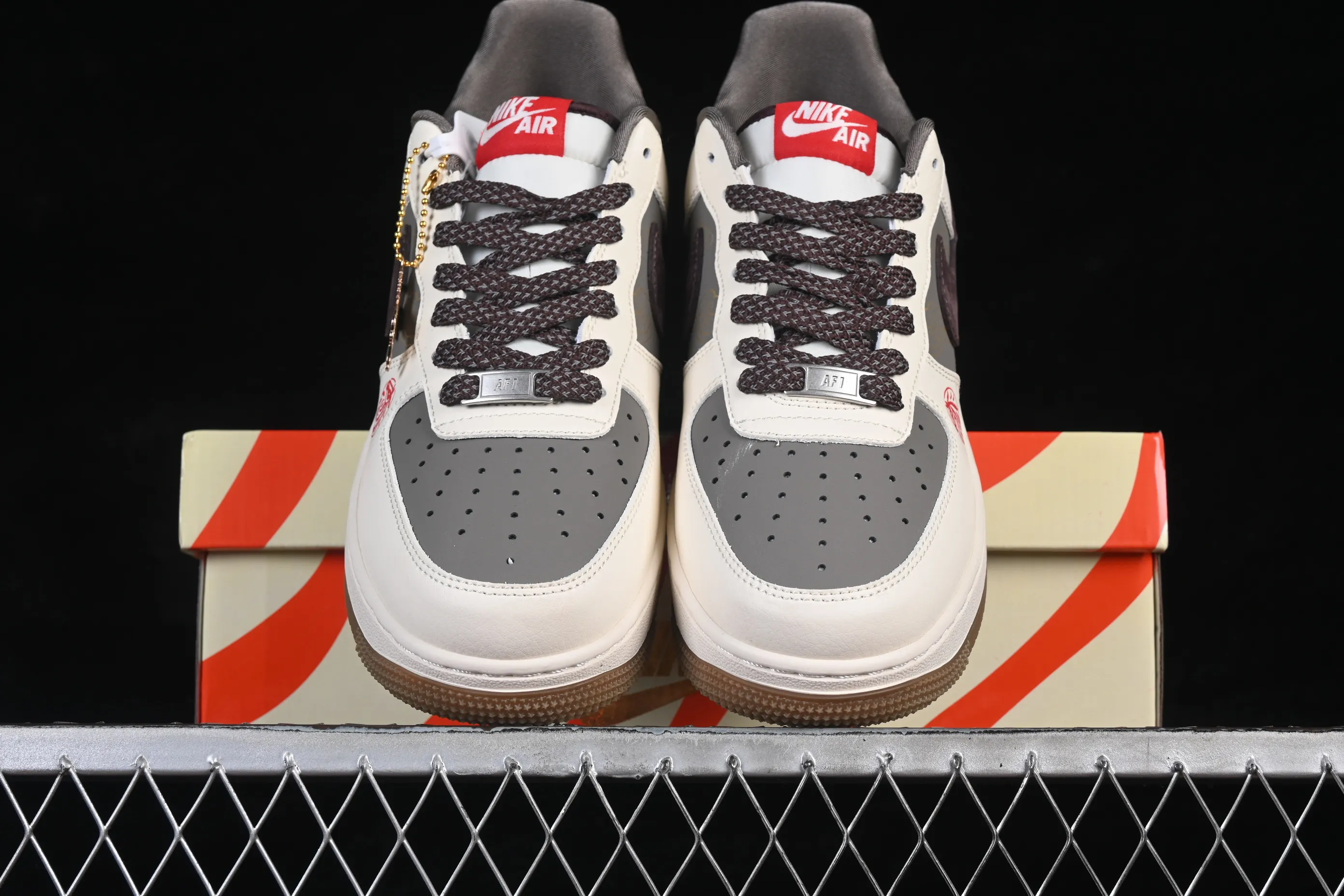 All categories Nk Air Force 1 Air Force series Nk Air Force 1 Low Air Force low-top Nike Air Force 1'07 Low Year of the Horse limited edition Air Force 1 low-top casual sneakers QW5288-137